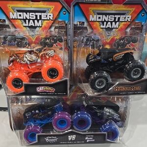 Monster Jam Die-Cast 4 TruckBundle Set L